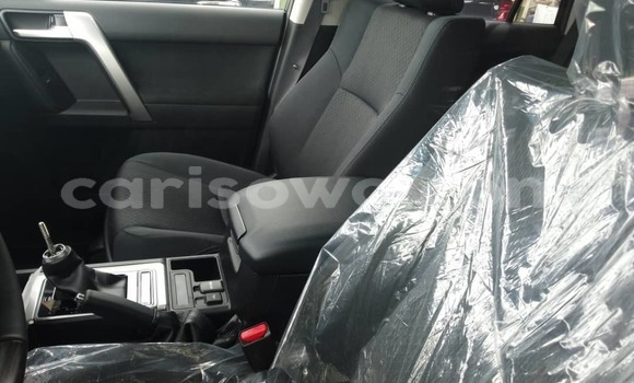 Acheter Neuf Voiture Toyota Land Cruiser Noir à Cotonou, Benin Acheter Neuf Voiture Toyota Land Cruiser Noir à Cotonou, Benin