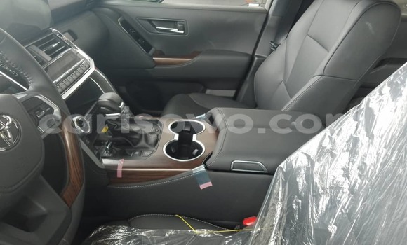 Acheter Neuf Voiture Toyota Land Cruiser Noir à Cotonou, Benin Acheter Neuf Voiture Toyota Land Cruiser Noir à Cotonou, Benin