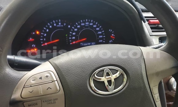 Sayi Na hannu Toyota Camry White Mota in Cotonou a Benin Sayi Na hannu Toyota Camry White Mota in Cotonou a Benin
