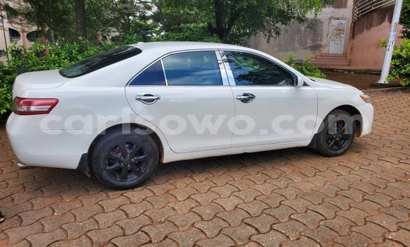 Sayi Na hannu Toyota Camry White Mota in Cotonou a Benin Sayi Na hannu Toyota Camry White Mota in Cotonou a Benin
