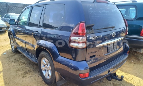 Acheter Occasion Voiture Toyota Land Cruiser Prado Bleu à Cotonou, Benin Acheter Occasion Voiture Toyota Land Cruiser Prado Bleu à Cotonou, Benin