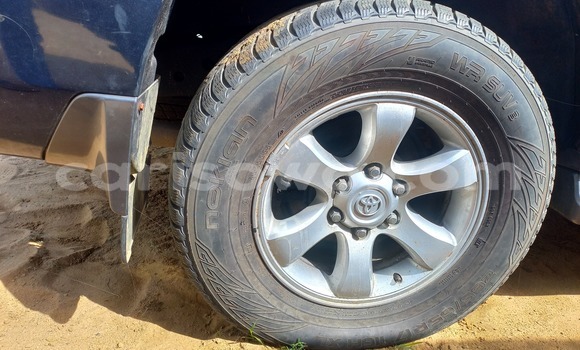 Acheter Occasion Voiture Toyota Land Cruiser Prado Bleu à Cotonou, Benin Acheter Occasion Voiture Toyota Land Cruiser Prado Bleu à Cotonou, Benin