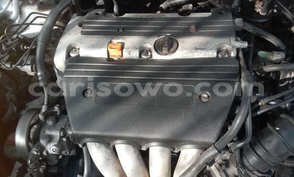 Ra Àlòkù Honda Accord funfun Ọkọ̀ in Cotonou ni Benin Ra Àlòkù Honda Accord funfun Ọkọ̀ in Cotonou ni Benin