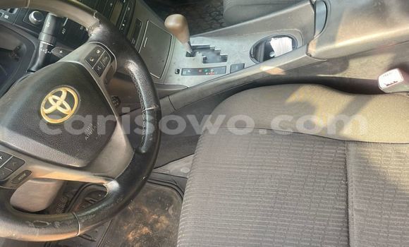 Acheter Occasion Voiture Toyota Avensis Gris à Cotonou, Benin Acheter Occasion Voiture Toyota Avensis Gris à Cotonou, Benin
