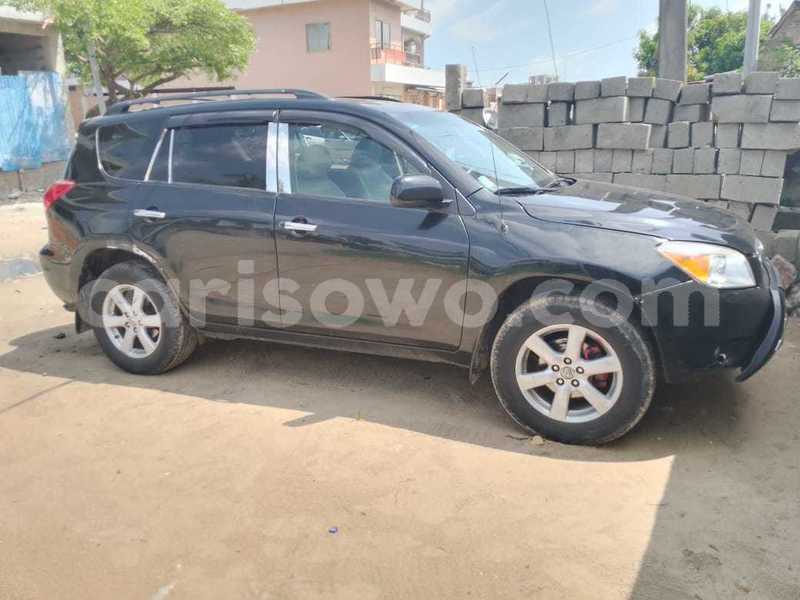 Big with watermark toyota rav4 benin cotonou 18107