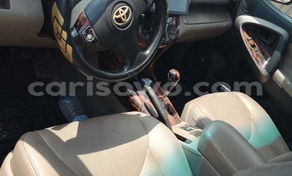 Acheter Occasion Voiture Toyota RAV4 Noir à Cotonou, Benin Acheter Occasion Voiture Toyota RAV4 Noir à Cotonou, Benin