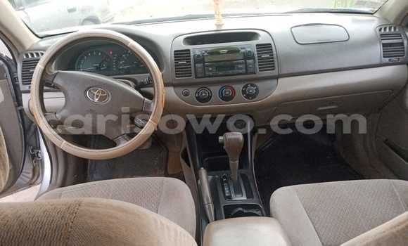 Ra Àlòkù Toyota Camry Silver Ọkọ̀ in Cotonou ni Benin Ra Àlòkù Toyota Camry Silver Ọkọ̀ in Cotonou ni Benin