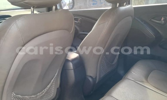 Ra Àlòkù Hyundai Tucson funfun Ọkọ̀ in Cotonou ni Benin Ra Àlòkù Hyundai Tucson funfun Ọkọ̀ in Cotonou ni Benin