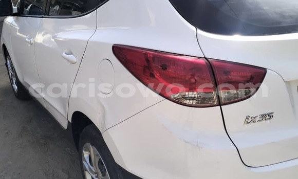 Ra Àlòkù Hyundai Tucson funfun Ọkọ̀ in Cotonou ni Benin Ra Àlòkù Hyundai Tucson funfun Ọkọ̀ in Cotonou ni Benin