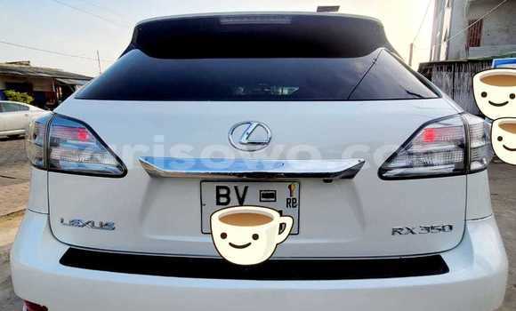 Sayi Na hannu Lexus RX 350 White Mota in Cotonou a Benin Sayi Na hannu Lexus RX 350 White Mota in Cotonou a Benin