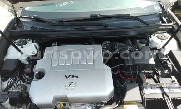 Acheter Import Voiture Lexus ES Blanc à Cotonou, Benin Acheter Import Voiture Lexus ES Blanc à Cotonou, Benin