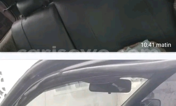 Sayi Na hannu Nissan Sunny Sauran Mota in Cotonou a Benin