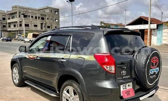 Acheter Occasion Voiture Toyota RAV4 Noir à Cotonou, Benin Acheter Occasion Voiture Toyota RAV4 Noir à Cotonou, Benin