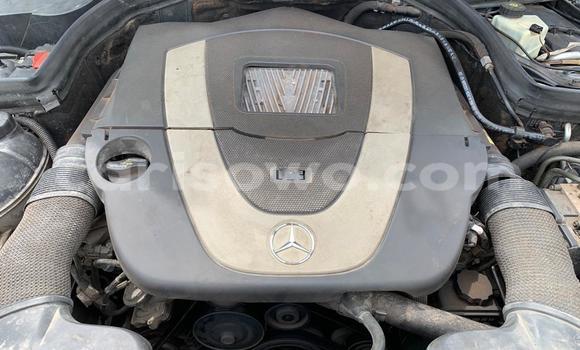 Sayi Na hannu Mercedes-Benz C-Classe Azurfa Mota in Cotonou a Benin Sayi Na hannu Mercedes-Benz C-Classe Azurfa Mota in Cotonou a Benin