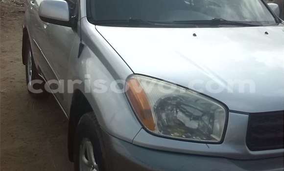 Sayi Na hannu Toyota RAV4 Azurfa Mota in Cotonou a Benin Sayi Na hannu Toyota RAV4 Azurfa Mota in Cotonou a Benin
