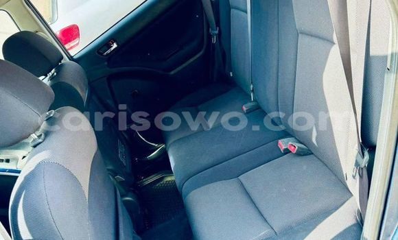 Acheter Occasion Voiture Toyota Matrix Bleu à Cotonou, Benin Acheter Occasion Voiture Toyota Matrix Bleu à Cotonou, Benin