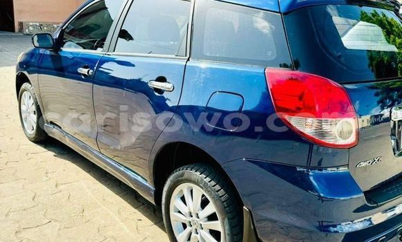 Acheter Occasion Voiture Toyota Matrix Bleu à Cotonou, Benin Acheter Occasion Voiture Toyota Matrix Bleu à Cotonou, Benin