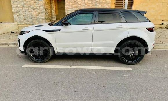 Acheter Occasion Voiture Range Rover Evoque Blanc à Cotonou, Benin Acheter Occasion Voiture Range Rover Evoque Blanc à Cotonou, Benin