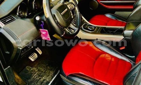 Acheter Occasion Voiture Range Rover Evoque Blanc à Cotonou, Benin Acheter Occasion Voiture Range Rover Evoque Blanc à Cotonou, Benin