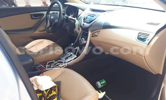 Acheter Occasion Voiture Hyundai Elantra Gris à Cotonou, Benin Acheter Occasion Voiture Hyundai Elantra Gris à Cotonou, Benin