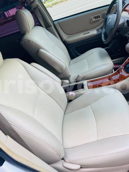 Big with watermark toyota highlander benin cotonou 18171