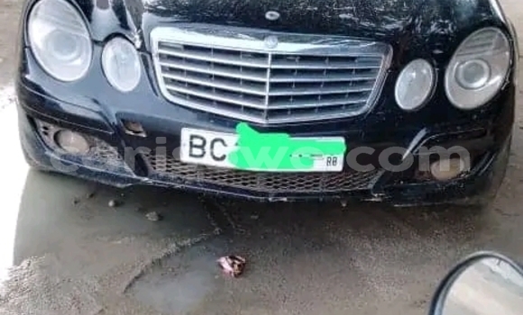 Sayi Na hannu Mercedes Viano Sauran Mota in Cotonou a Benin Sayi Na hannu Mercedes Viano Sauran Mota in Cotonou a Benin