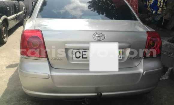 Sayi Na hannu Toyota Avensis Azurfa Mota in Cotonou a Benin