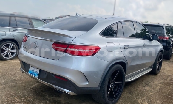 Sayi Na hannu Mercedes-Benz GLE Coupe Azurfa Mota in Cotonou a Benin Sayi Na hannu Mercedes-Benz GLE Coupe Azurfa Mota in Cotonou a Benin