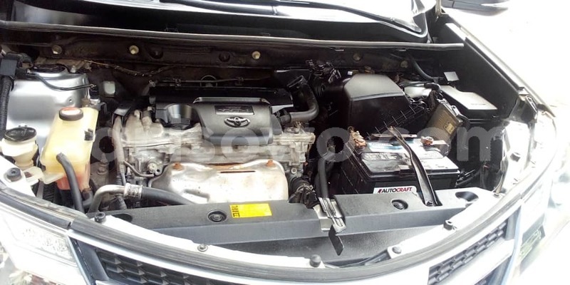 Big with watermark toyota rav4 benin cotonou 18207