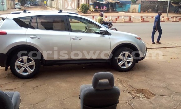 Ra Àlòkù Toyota RAV4 Silver Ọkọ̀ in Cotonou ni Benin Ra Àlòkù Toyota RAV4 Silver Ọkọ̀ in Cotonou ni Benin