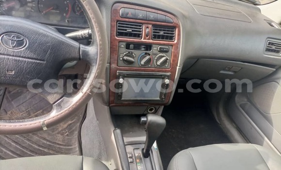 Buy Used Toyota Avensis Green Car in Cotonou in Benign Buy Used Toyota Avensis Green Car in Cotonou in Benign