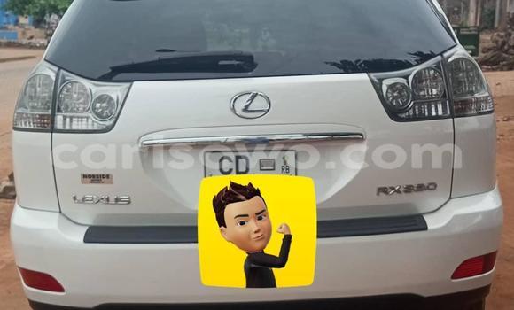 Ra Àlòkù Lexus RX 330 funfun Ọkọ̀ in Cotonou ni Benin Ra Àlòkù Lexus RX 330 funfun Ọkọ̀ in Cotonou ni Benin