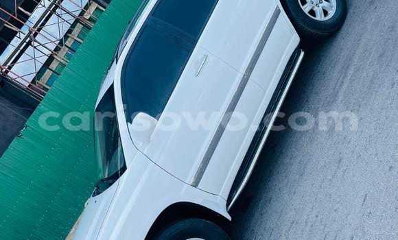 Buy New Toyota Highlander White Car in Cotonou in Benign