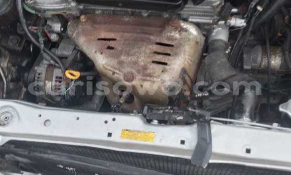 Acheter Occasion Voiture Toyota RAV4 Gris à Cotonou, Benin Acheter Occasion Voiture Toyota RAV4 Gris à Cotonou, Benin