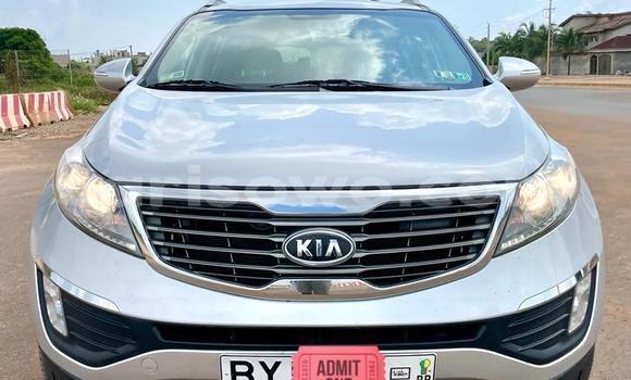 Ra Àlòkù Kia Sportage funfun Ọkọ̀ in Cotonou ni Benin Ra Àlòkù Kia Sportage funfun Ọkọ̀ in Cotonou ni Benin