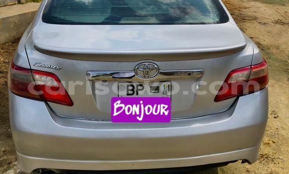 Ra Àlòkù Toyota Camry Silver Ọkọ̀ in Cotonou ni Benin Ra Àlòkù Toyota Camry Silver Ọkọ̀ in Cotonou ni Benin