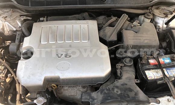 Ra Àlòkù Toyota Camry Silver Ọkọ̀ in Cotonou ni Benin Ra Àlòkù Toyota Camry Silver Ọkọ̀ in Cotonou ni Benin