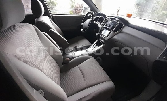 Sayi Na hannu Toyota Highlander Azurfa Mota in Cotonou a Benin Sayi Na hannu Toyota Highlander Azurfa Mota in Cotonou a Benin