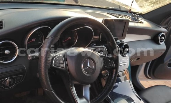 Ra Àlòkù Mercedes-Benz GLC Silver Ọkọ̀ in Cotonou ni Benin Ra Àlòkù Mercedes-Benz GLC Silver Ọkọ̀ in Cotonou ni Benin