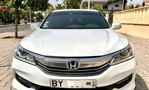 Acheter Occasion Voiture Honda Accord Blanc à Cotonou, Benin Acheter Occasion Voiture Honda Accord Blanc à Cotonou, Benin
