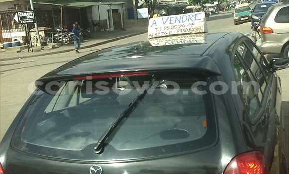 Sayi Na hannu Mazda 323 Black Mota in Cotonou a Benin Sayi Na hannu Mazda 323 Black Mota in Cotonou a Benin