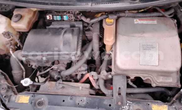 Ra Àlòkù Toyota Prius funfun Ọkọ̀ in Cotonou ni Benin Ra Àlòkù Toyota Prius funfun Ọkọ̀ in Cotonou ni Benin