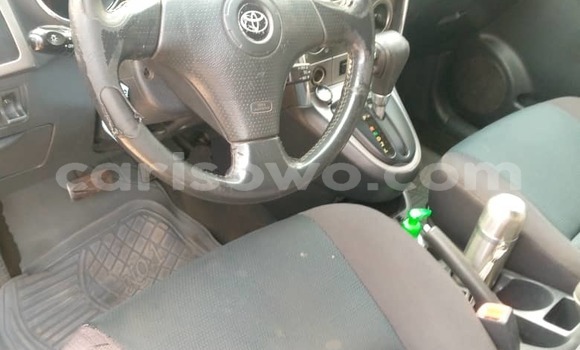 Acheter Occasion Voiture Toyota Matrix Bleu à Cotonou, Benin Acheter Occasion Voiture Toyota Matrix Bleu à Cotonou, Benin