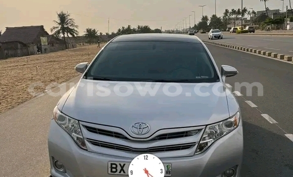 Ra Àlòkù Toyota Venza Silver Ọkọ̀ in Cotonou ni Benin