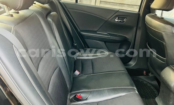 Acheter Occasion Voiture Honda Accord Noir à Aplahoue, Couffo Acheter Occasion Voiture Honda Accord Noir à Aplahoue, Couffo