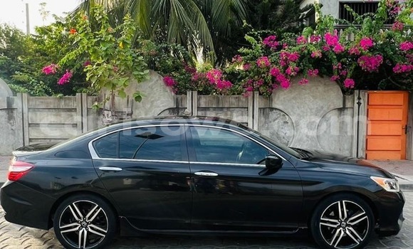 Acheter Occasion Voiture Honda Accord Noir à Aplahoue, Couffo Acheter Occasion Voiture Honda Accord Noir à Aplahoue, Couffo