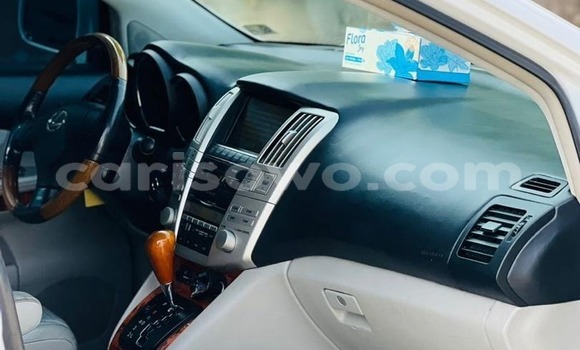 Acheter Occasion Voiture Lexus RX 330 Blanc à Cotonou, Benin Acheter Occasion Voiture Lexus RX 330 Blanc à Cotonou, Benin