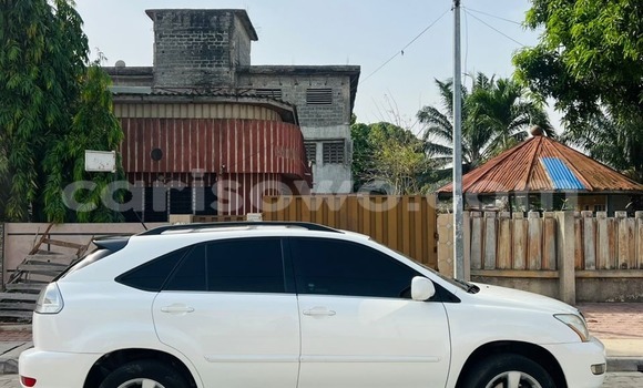 Acheter Occasion Voiture Lexus RX 330 Blanc à Cotonou, Benin Acheter Occasion Voiture Lexus RX 330 Blanc à Cotonou, Benin