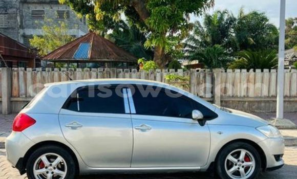 Acheter Occasion Voiture Toyota Auris Blanc à Abomey, Benin Acheter Occasion Voiture Toyota Auris Blanc à Abomey, Benin