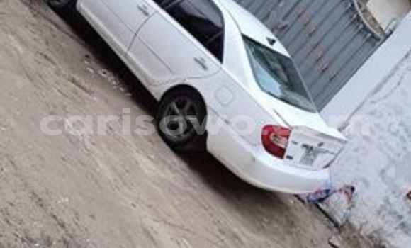 Ra Àlòkù Toyota Camry funfun Ọkọ̀ in Aplahoue ni Couffo Ra Àlòkù Toyota Camry funfun Ọkọ̀ in Aplahoue ni Couffo